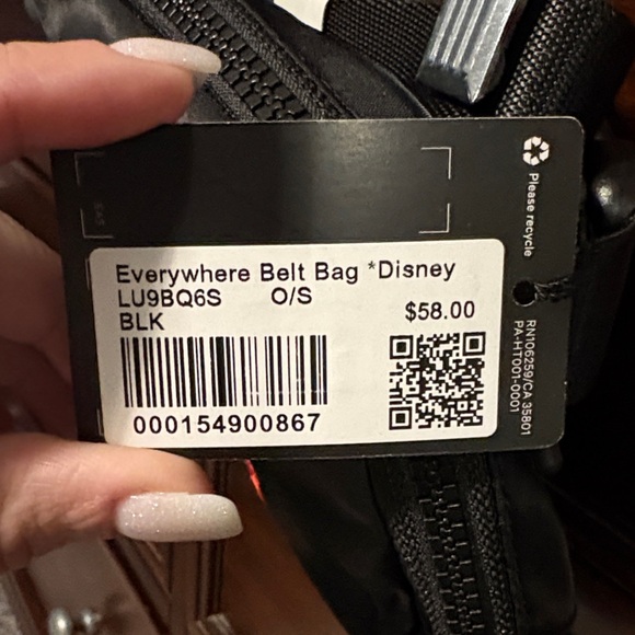 Lululemon Everywhere Belt Bag *Disney - Picture 3 of 6
